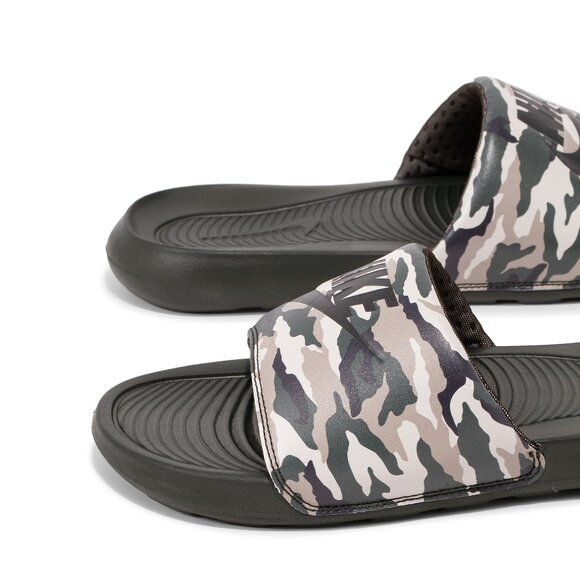 Mens NEW Size 18 NIKE Victori Slides Camo Print Summer Shoes - Picture 4 of 4